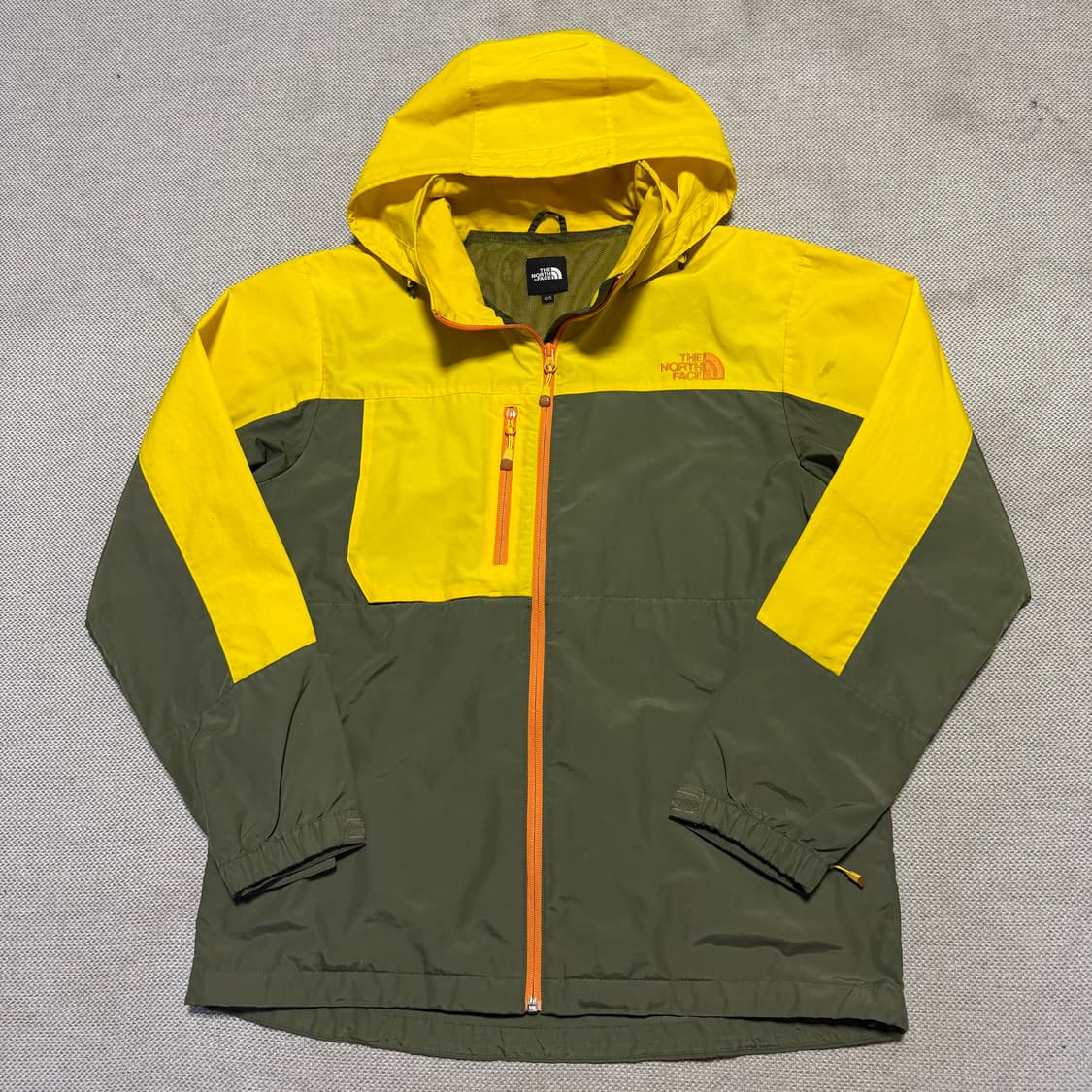 노스페이스 바람막이 자켓 상품이미지1