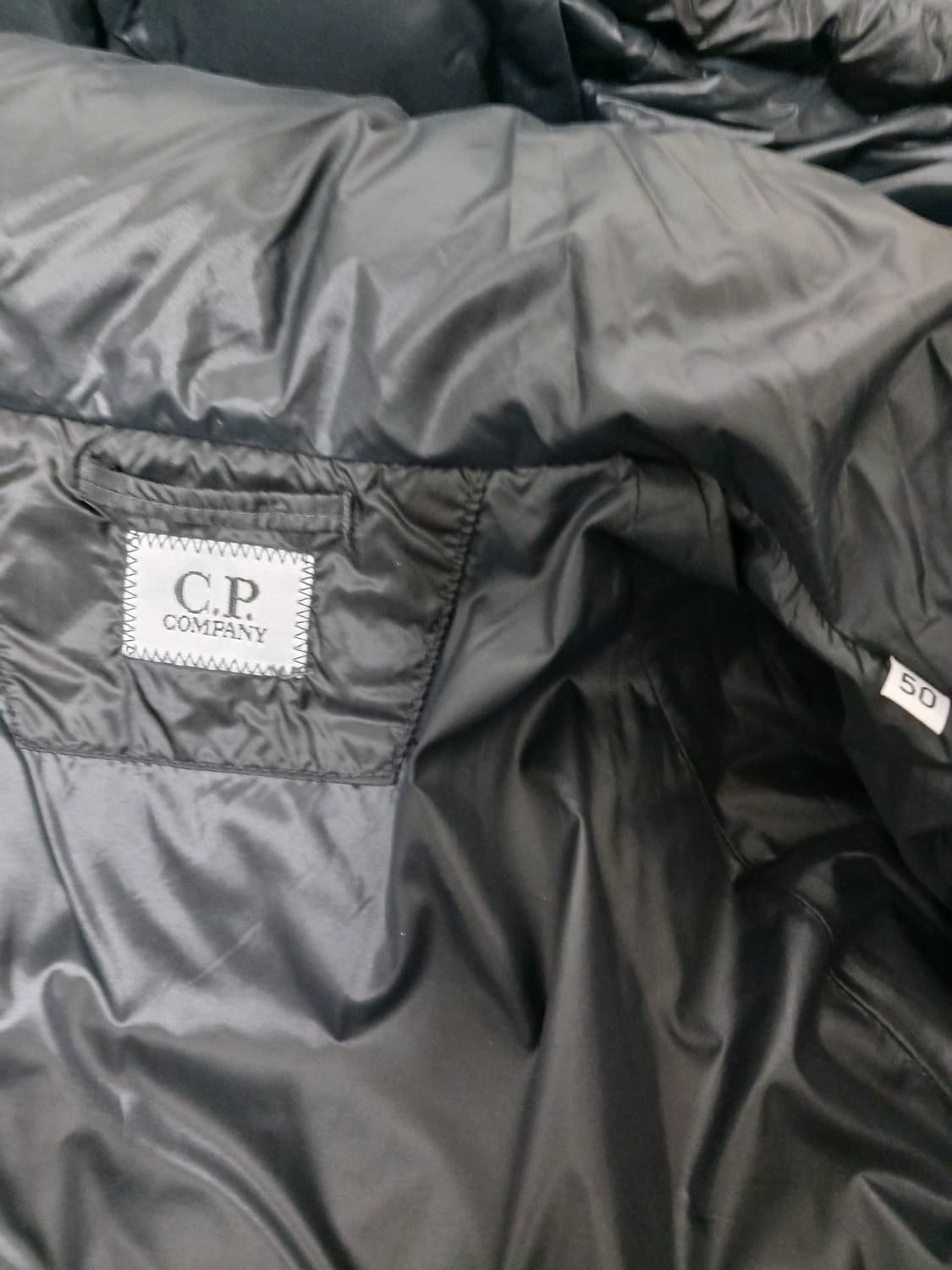 새상품급 정품 dd쉘 패딩 블랙 50사이즈 상품이미지5