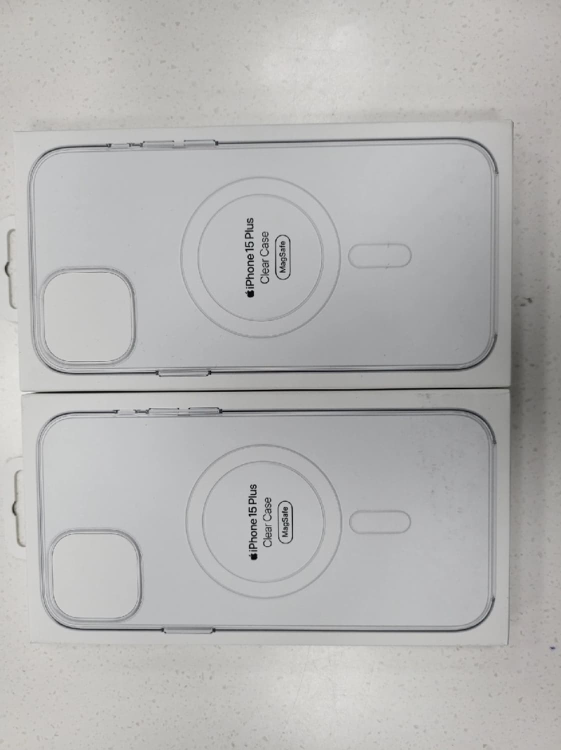 아이폰 15 플러스용 정품 케이스 판매합니다 상품이미지2