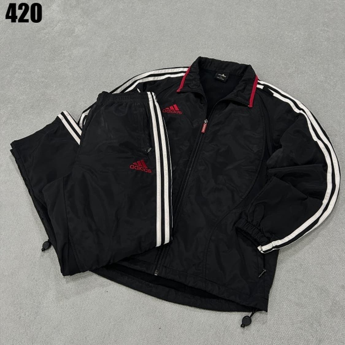 아디다스 삼선 블랙 트레이닝복 세트 상품이미지1