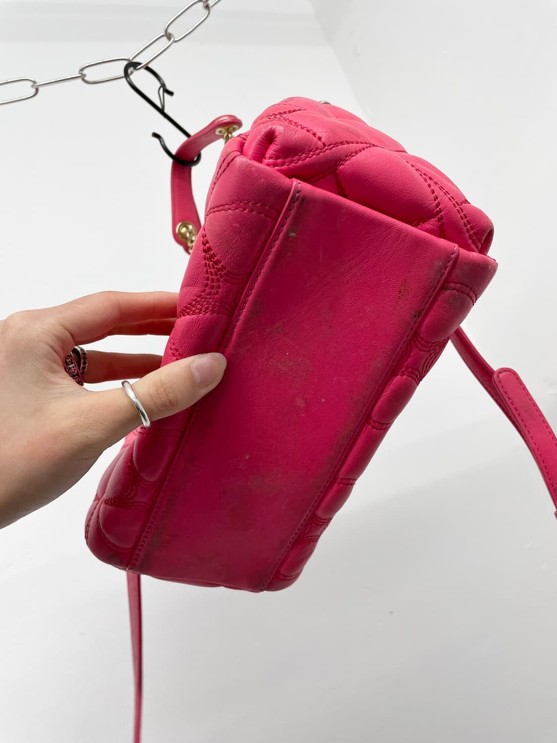 루이까또즈 갸루 키링 엠보 체인백💖 상품이미지7