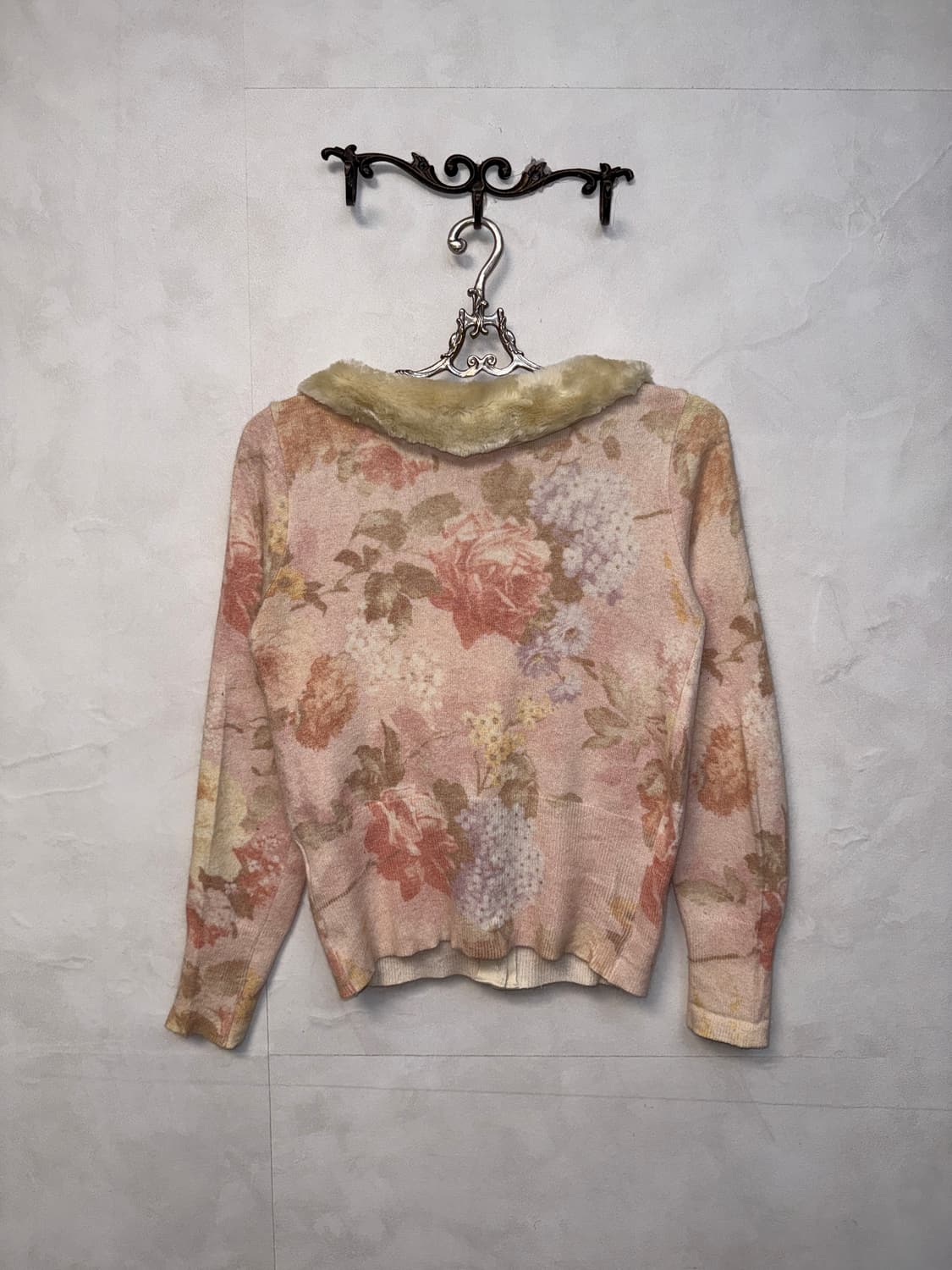 Baby pink vintage rose fur trimming 가디건 상품이미지6