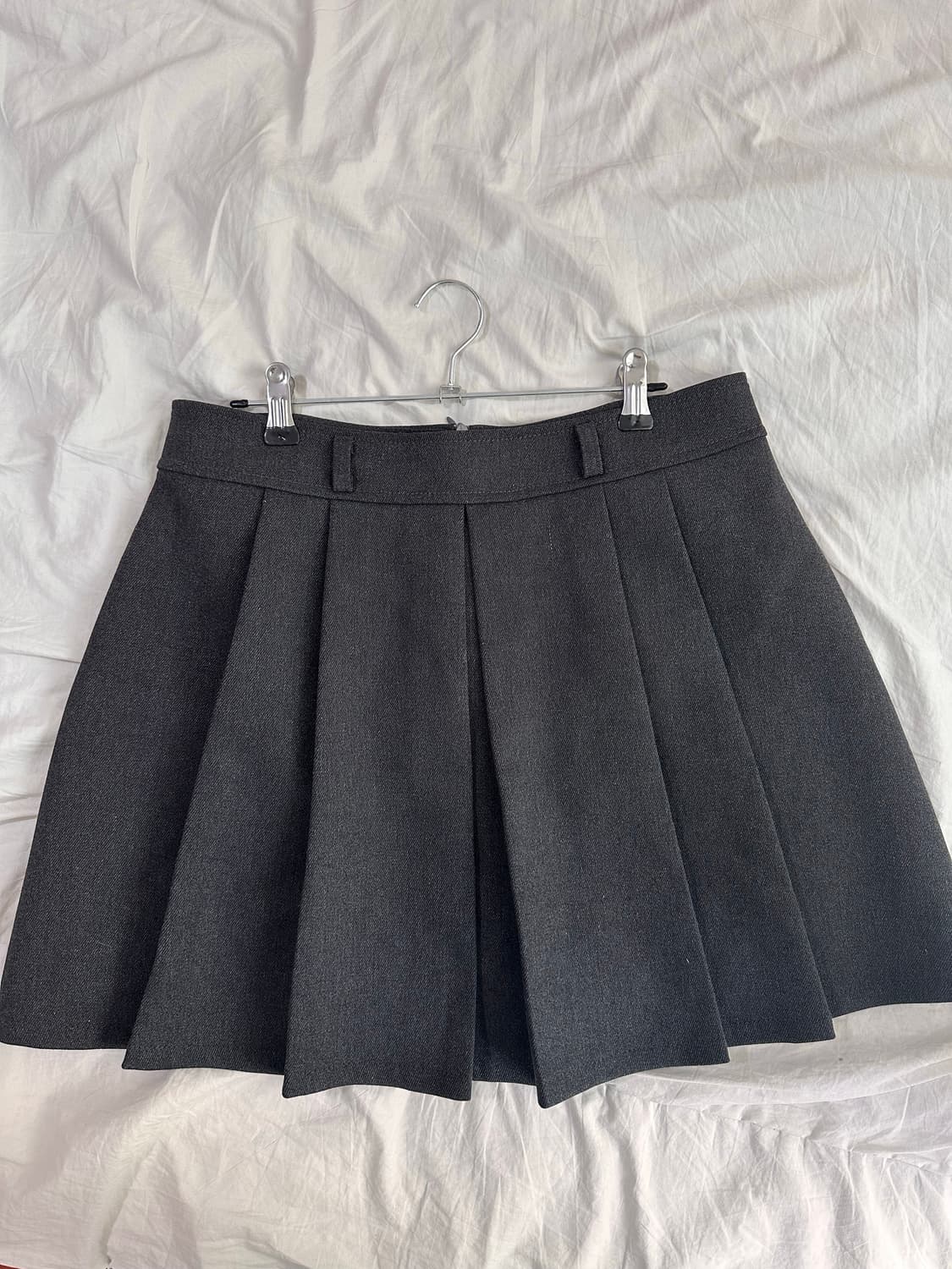 그레이 플리츠 스커트 상품이미지1