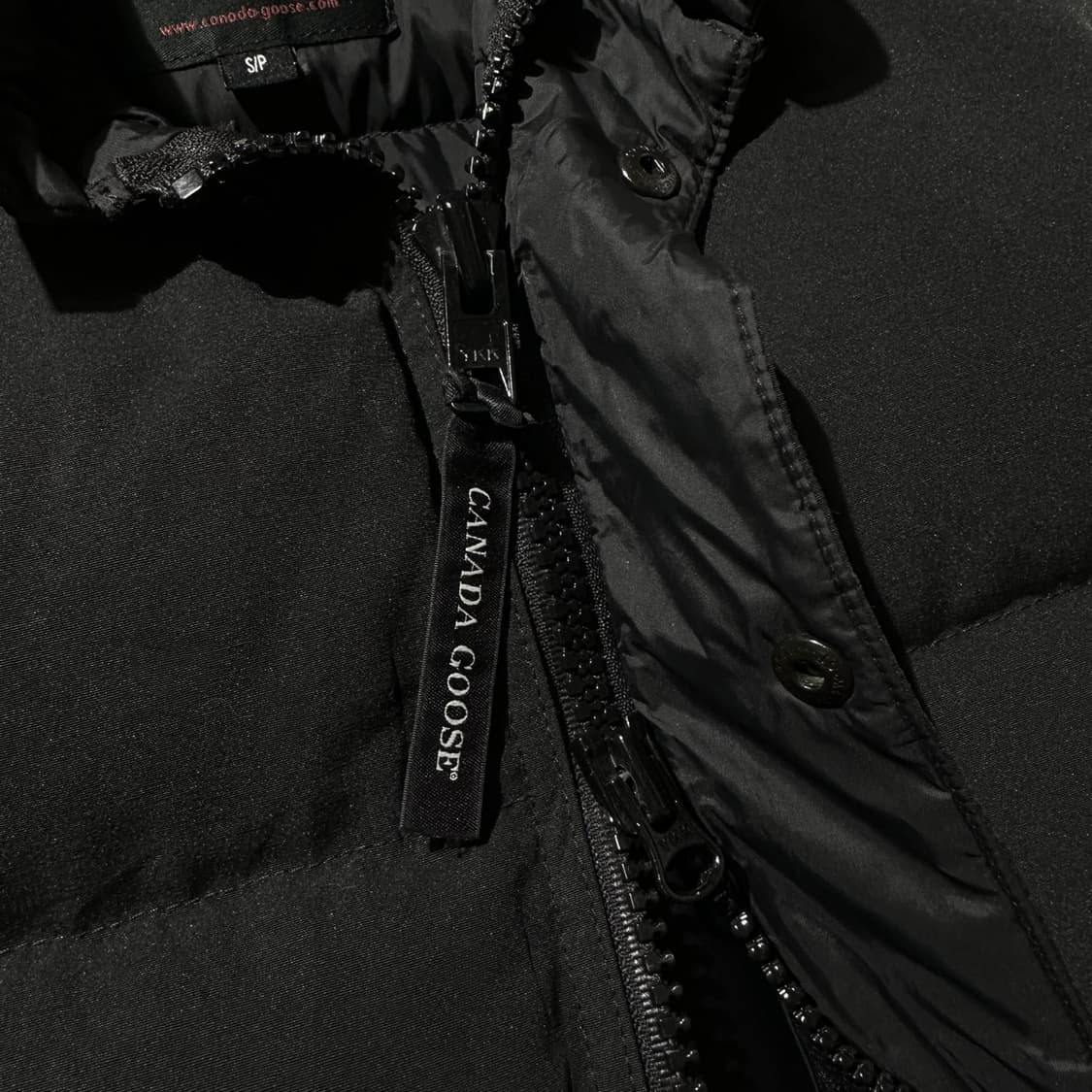 캐나다구스 다운 패딩 베스트 상품이미지4