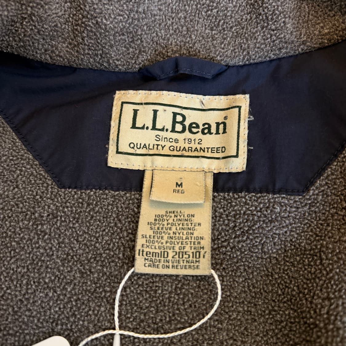 엘엘빈 네이비 웜업자켓 상품이미지6