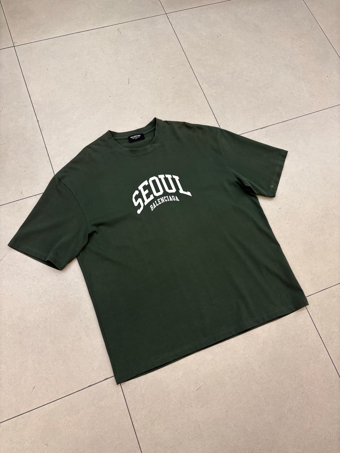 발렌시아가 리미티드 에디션 시티 캠페인 서울 상품이미지2