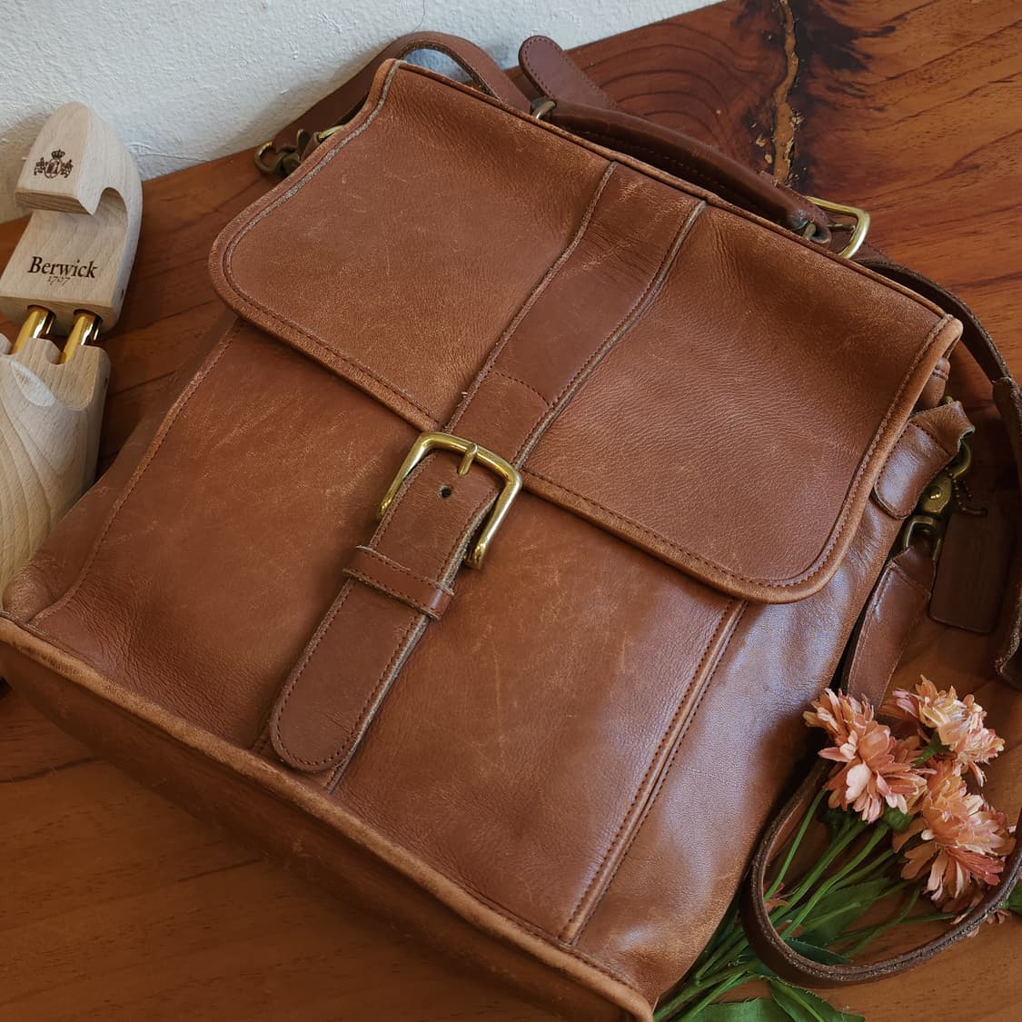 90년대 올드 코치 빈티지 글로브 탠디 레더 카우하이드 크로스백 상품이미지10