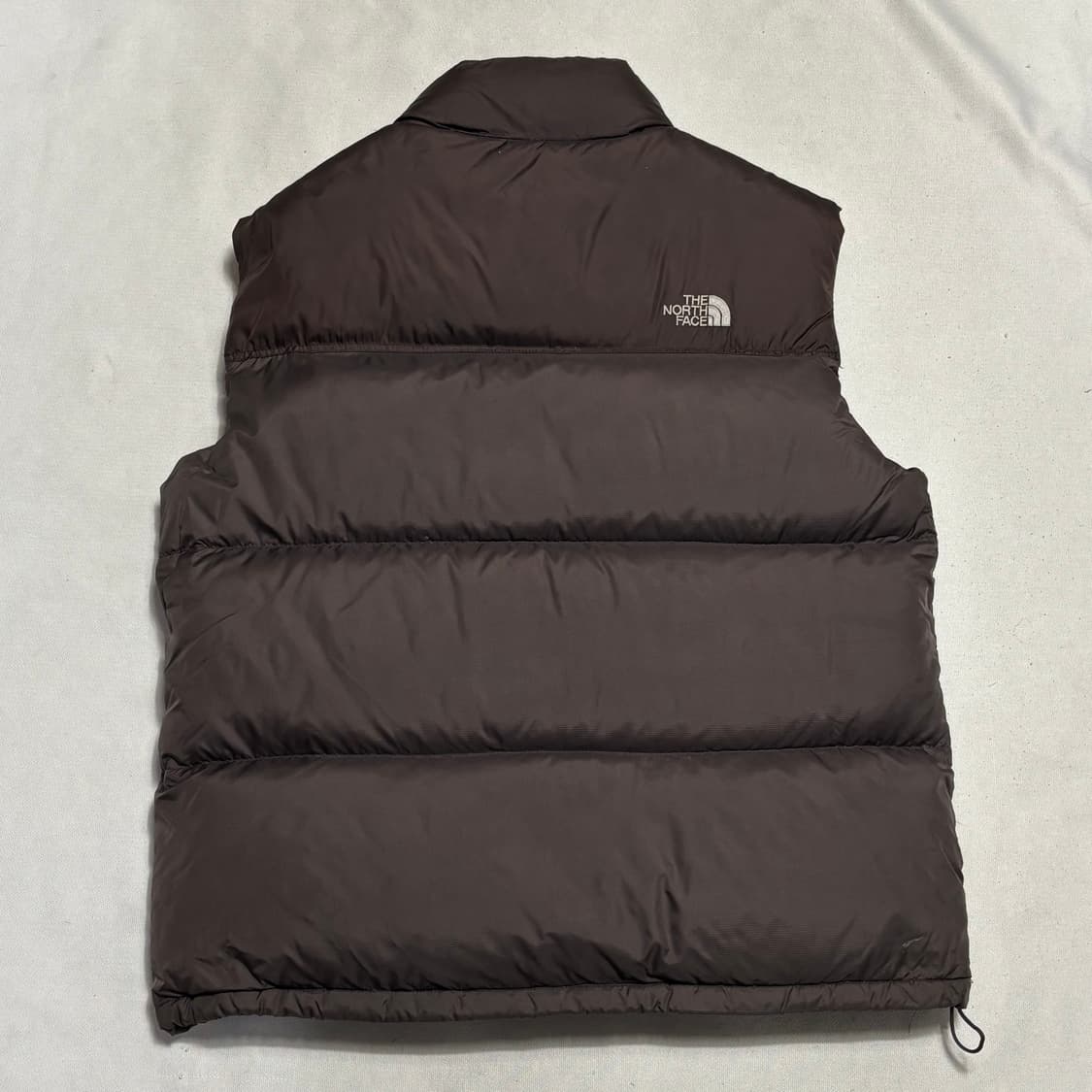 L 노스페이스 1996 눕시 700 브라운 패딩 베스트 상품이미지3