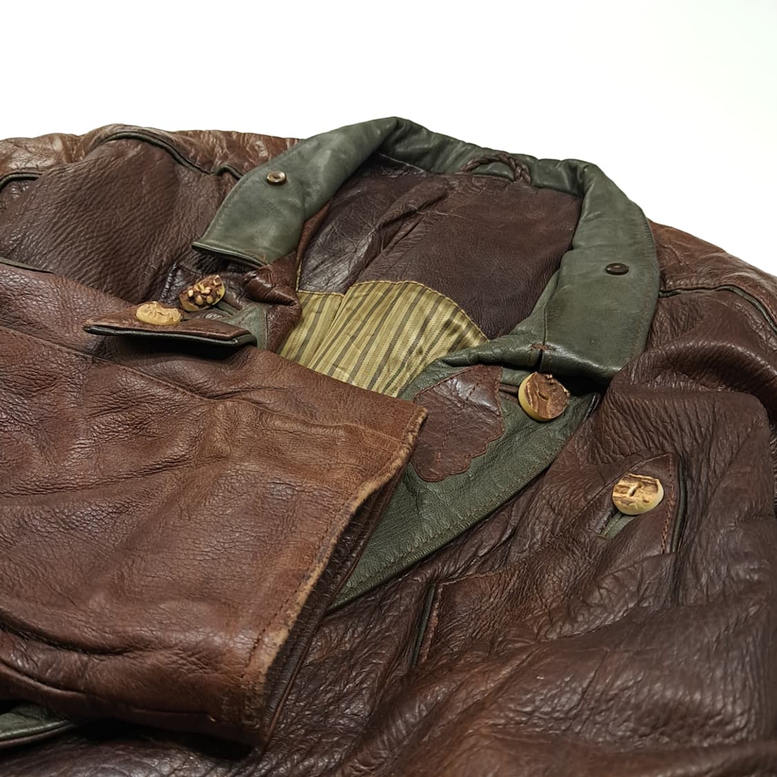 CL335 L 80s-90s 유럽판 가죽 나뭇잎아플리케 다크브라운 자켓 상품이미지3