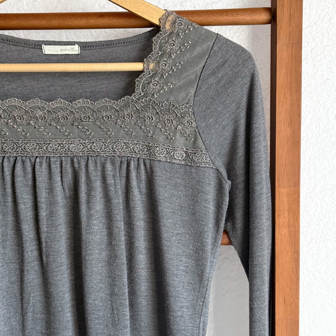 숲속 아침 스퀘어넥 티셔츠 상품이미지2