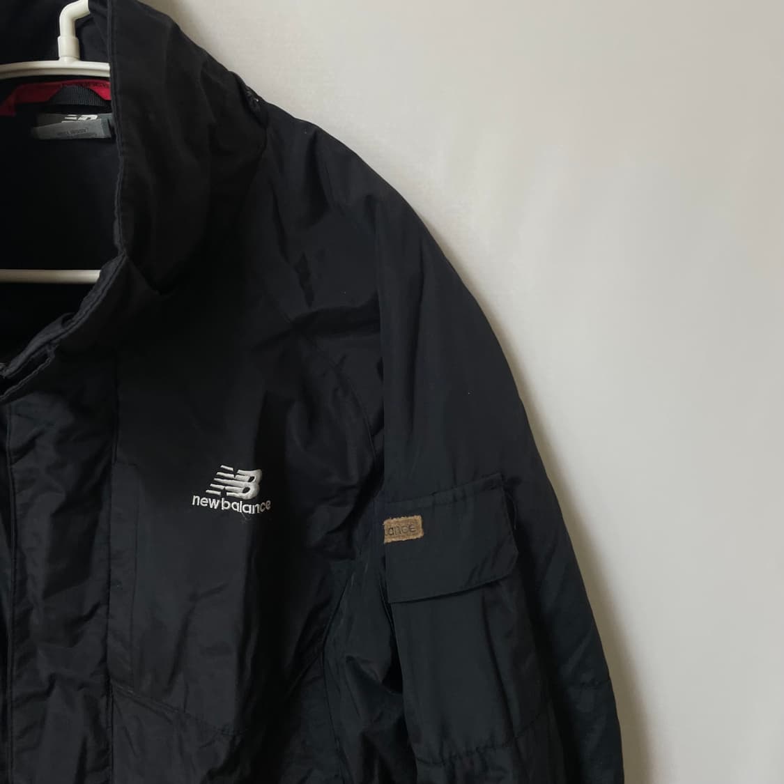 [ M ] 뉴발란스 로고 와펜 바람막이 상품이미지3