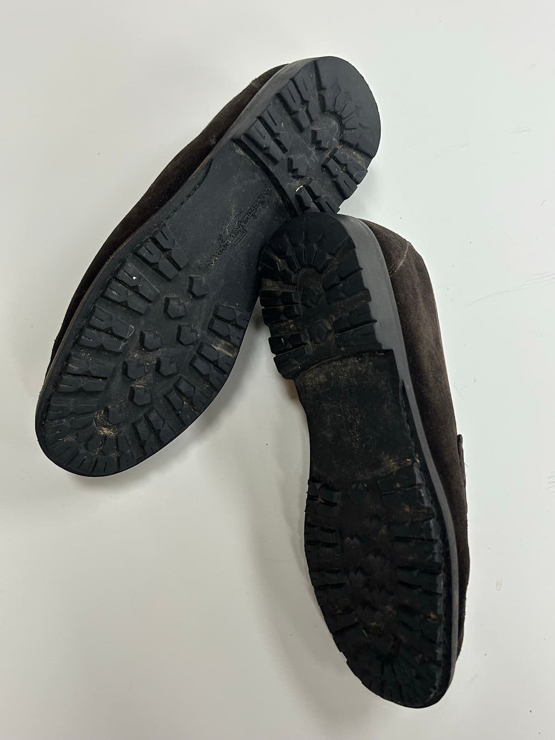 페라가모 스웨이드 간치니 로퍼 상품이미지7