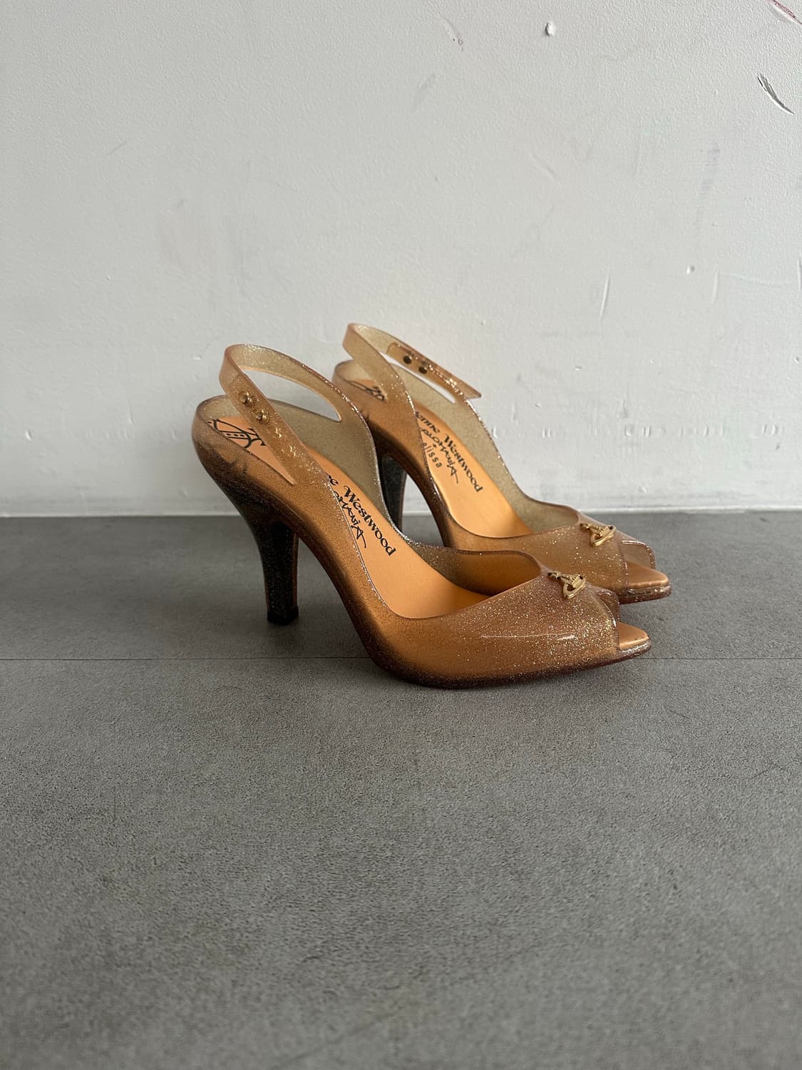 비비안웨스트우드 글리터 젤리 슬링백 힐 상품이미지3