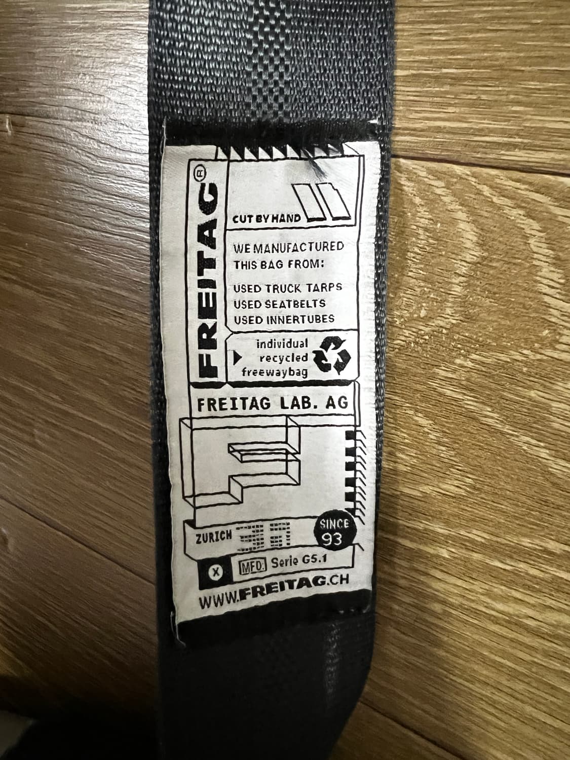 프라이탁 덱스터 실버 그레이 상품이미지2