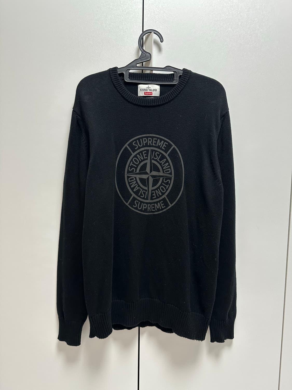 [네고 가능]슈프림 스톤아일랜드 콜라보 니트 L 상품이미지1