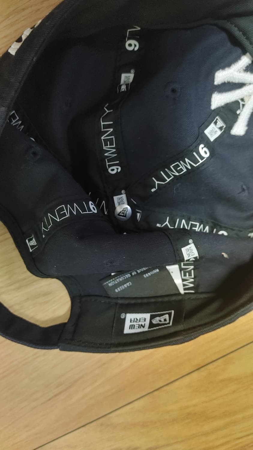 뉴에라 MOMA 볼캡 상품이미지2