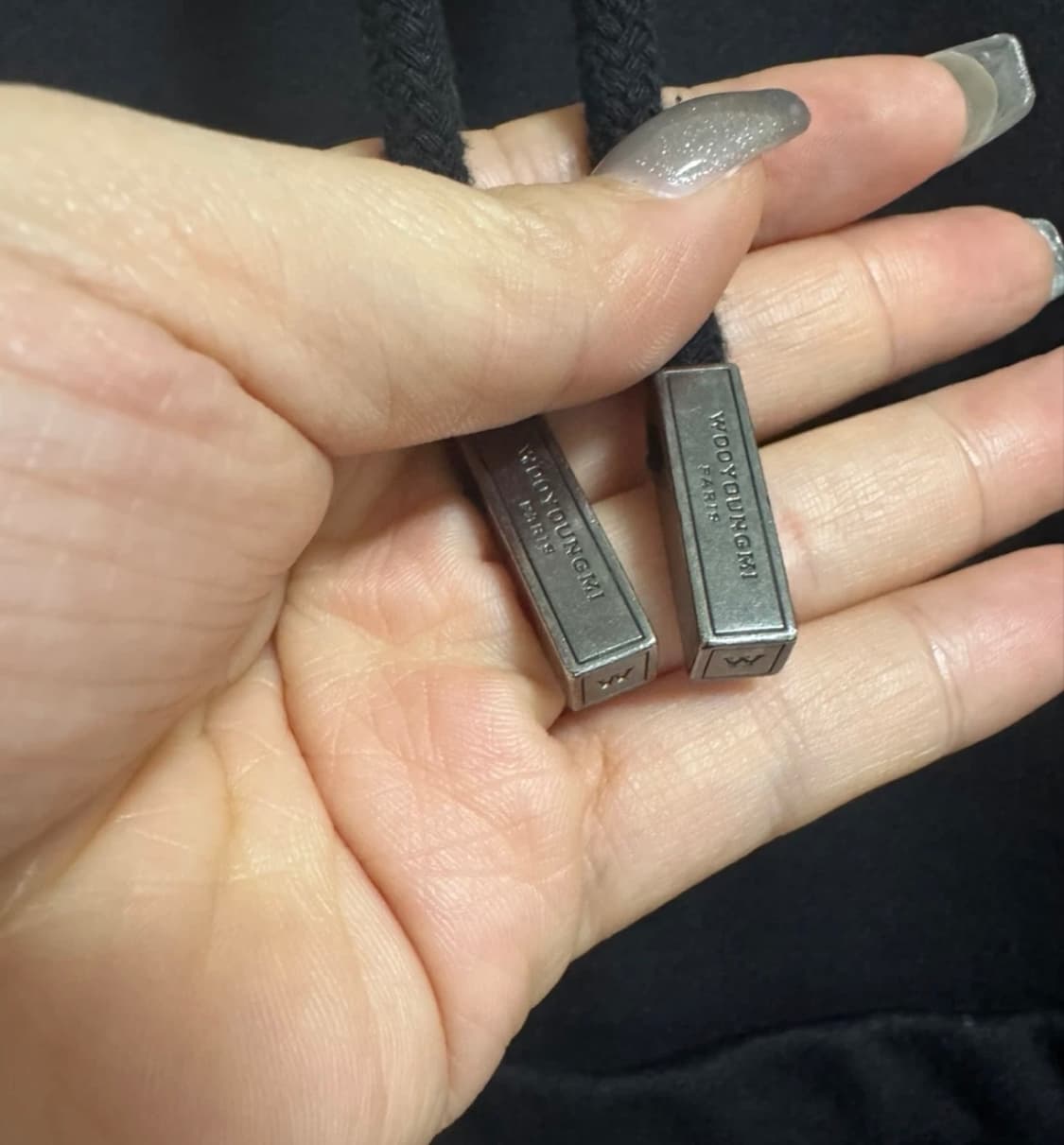 (44)우영미 15fw 플라워 백프린팅 후드티 검정(백화점판) 상품이미지4