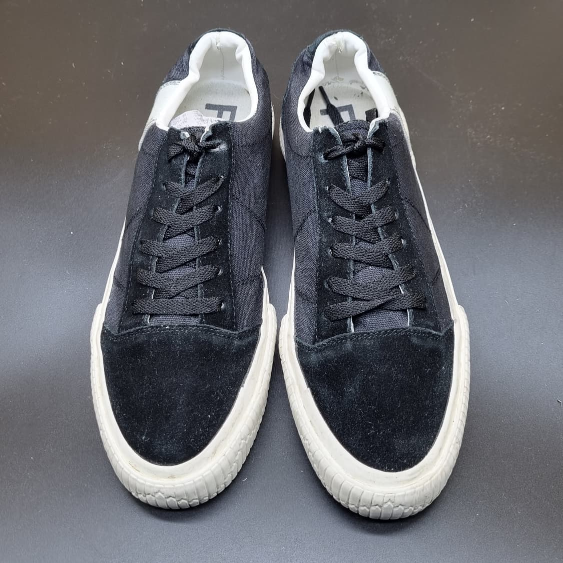 필라스스튜디오 블랙 남성스니커즈270  상품이미지2