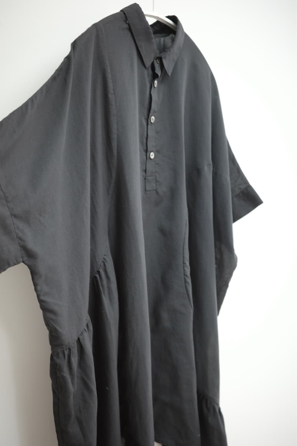 고무 Gomme ruffle over shirts 상품이미지9