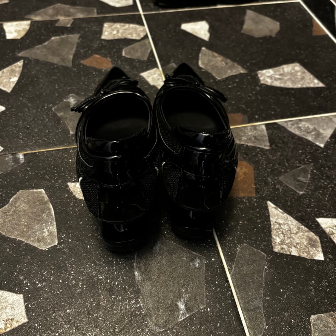 블랙 메쉬 리본 포인트 플랫슈즈 힐 (240) 상품이미지2