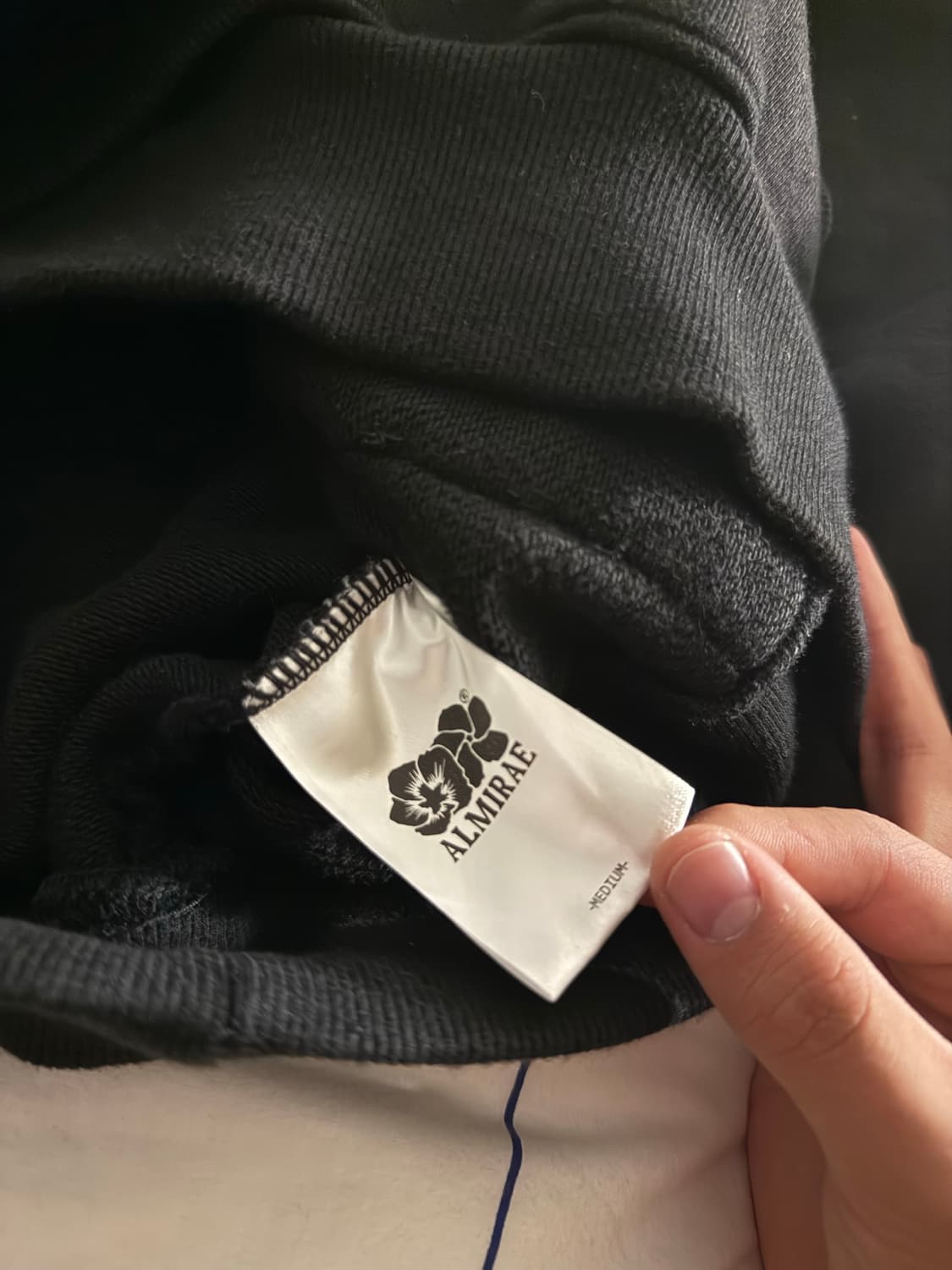 알미래 자수 후드티 상품이미지3