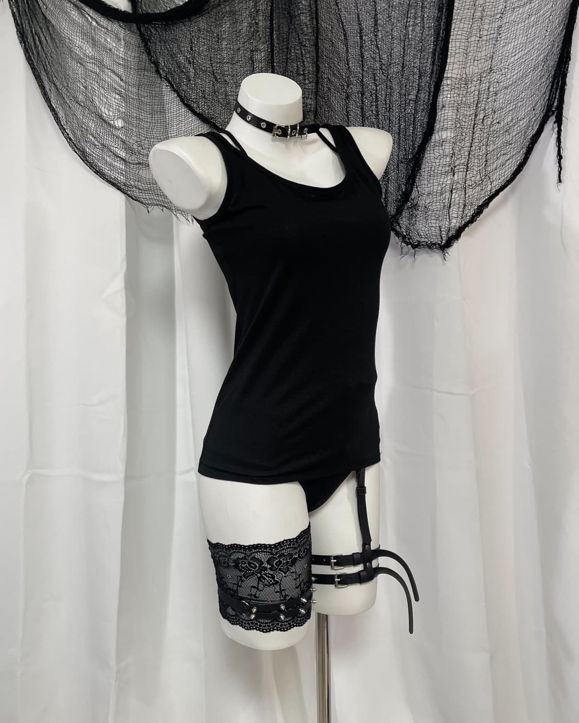 black sleeveless 상품이미지2