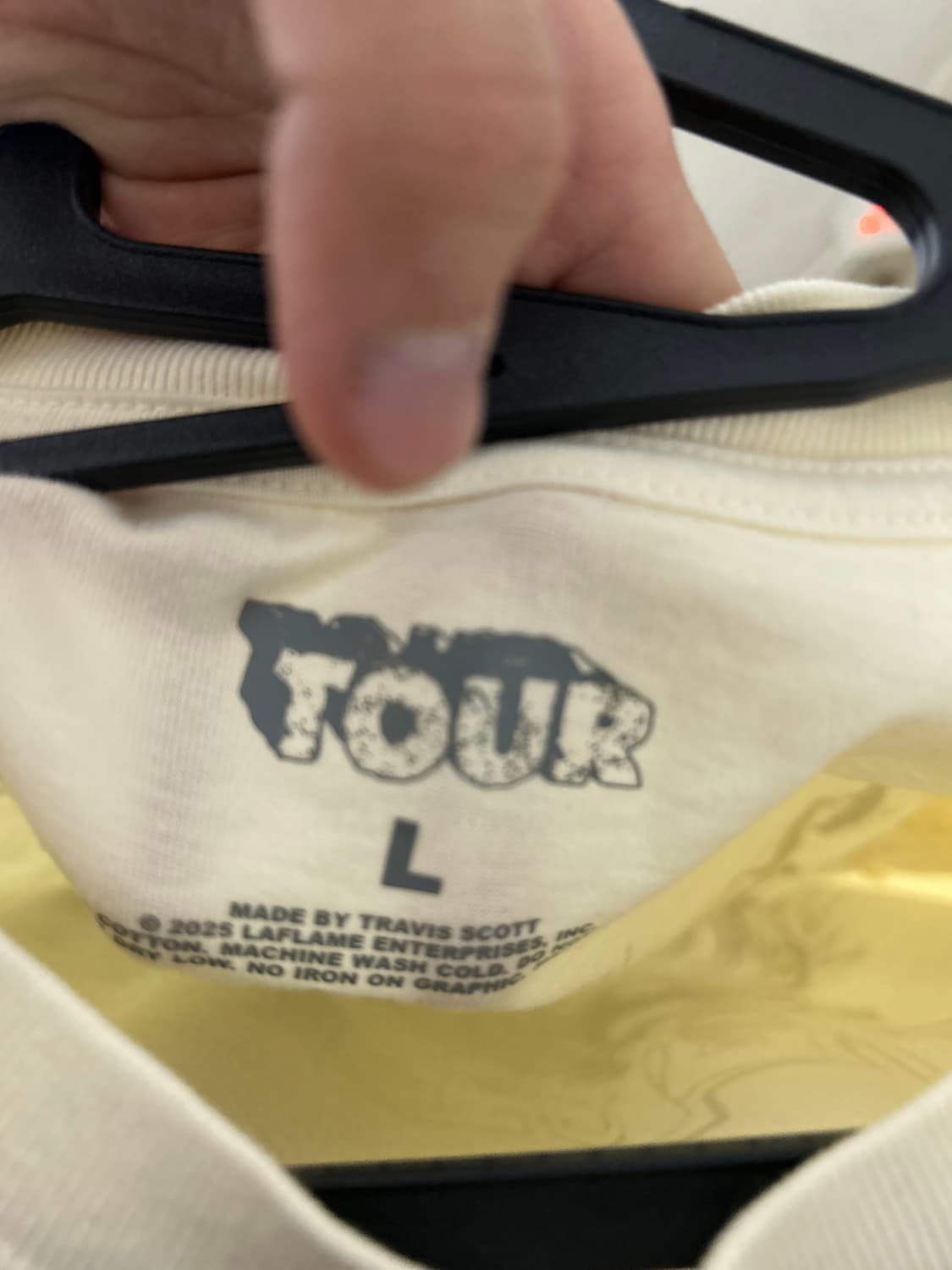 트래비스스캇 내한 머천다이즈 티셔츠 L 상품이미지3