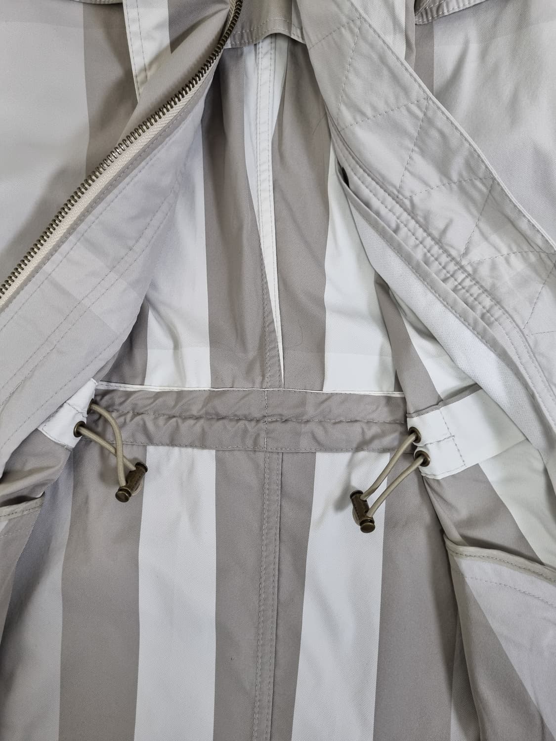 [uk8/정품] 버버리 그레이체크 후드 바람막이 상품이미지10