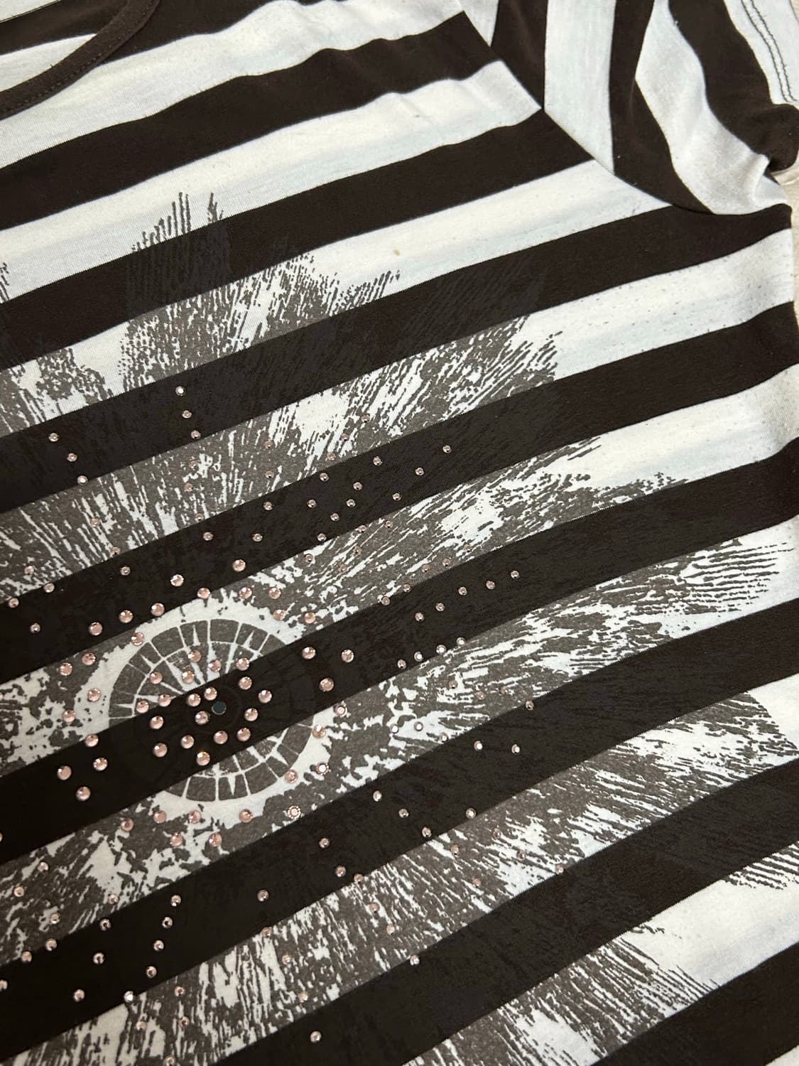 플라밍고 Y2K 브라운 스트라이프 큐빅 루즈핏 탑 상품이미지3