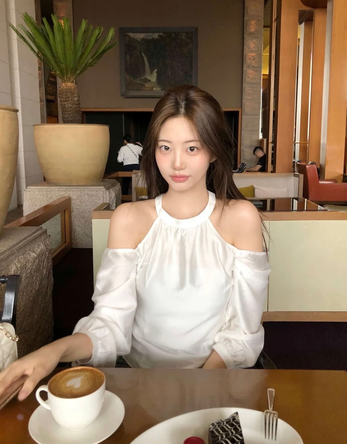 제니오 환승연애 오프숄더 블라우스 상품이미지2