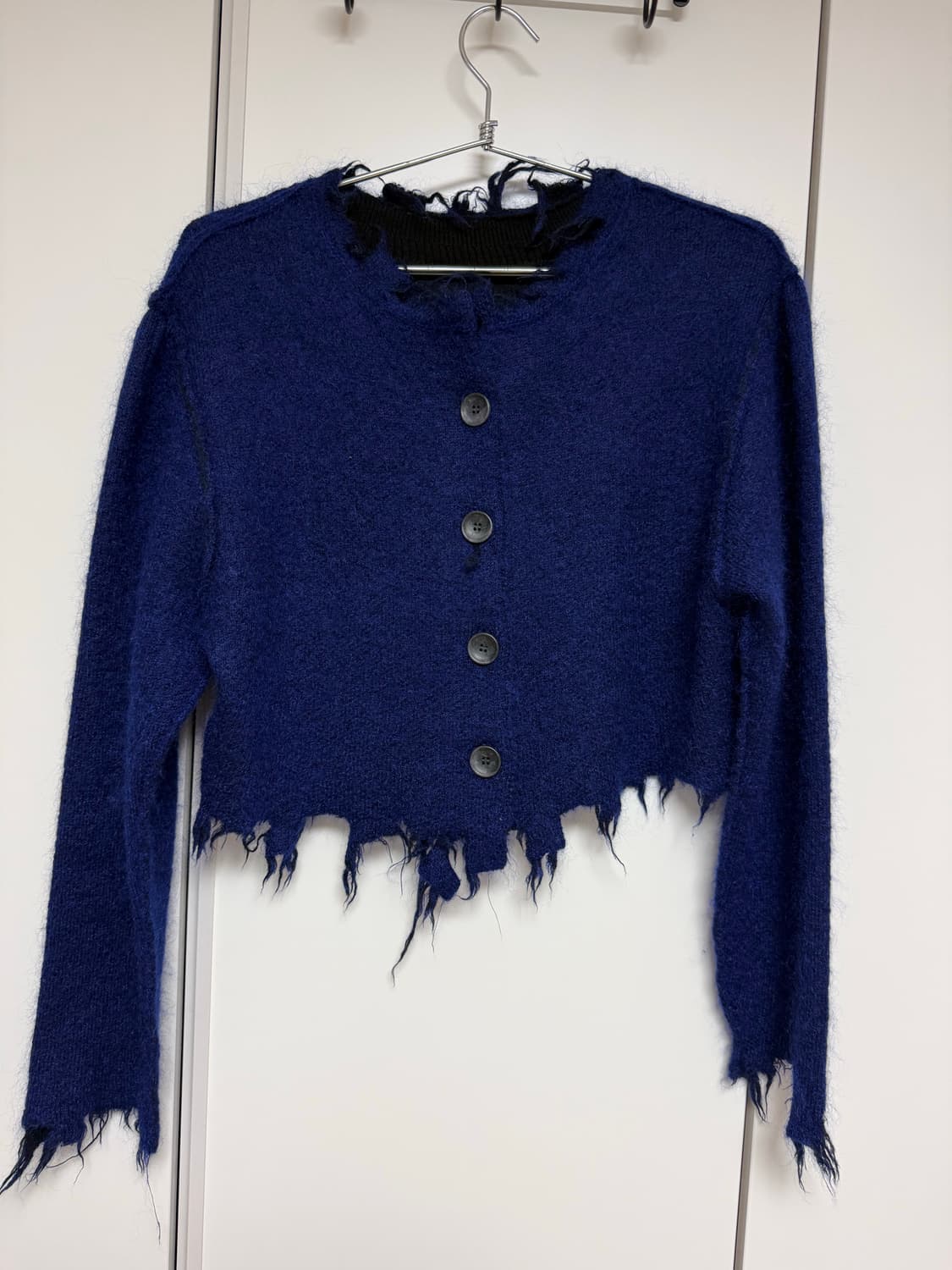 PERVERZE 크롭가디건 상품이미지1