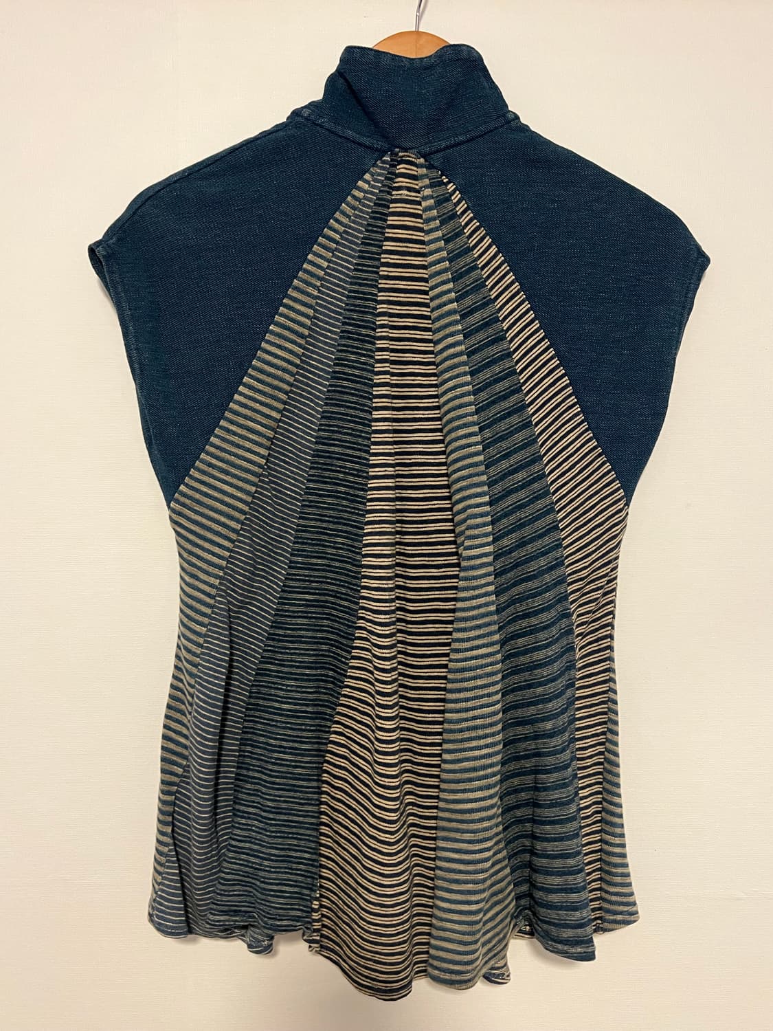 Kapital 캐피탈 슬리브리스 상품이미지2