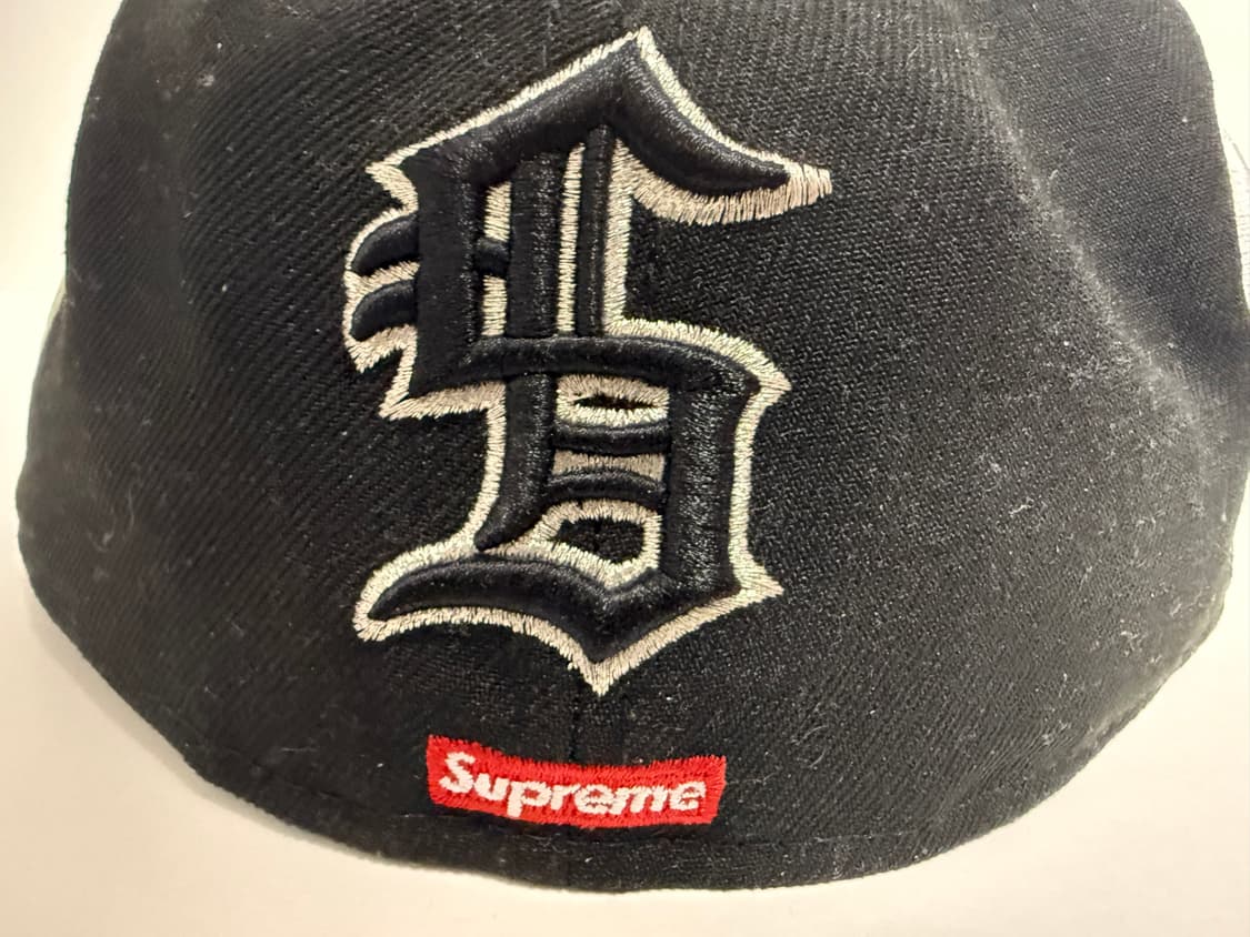 뉴에라 x 슈프림 멀티 S로고 블랙 상품이미지3