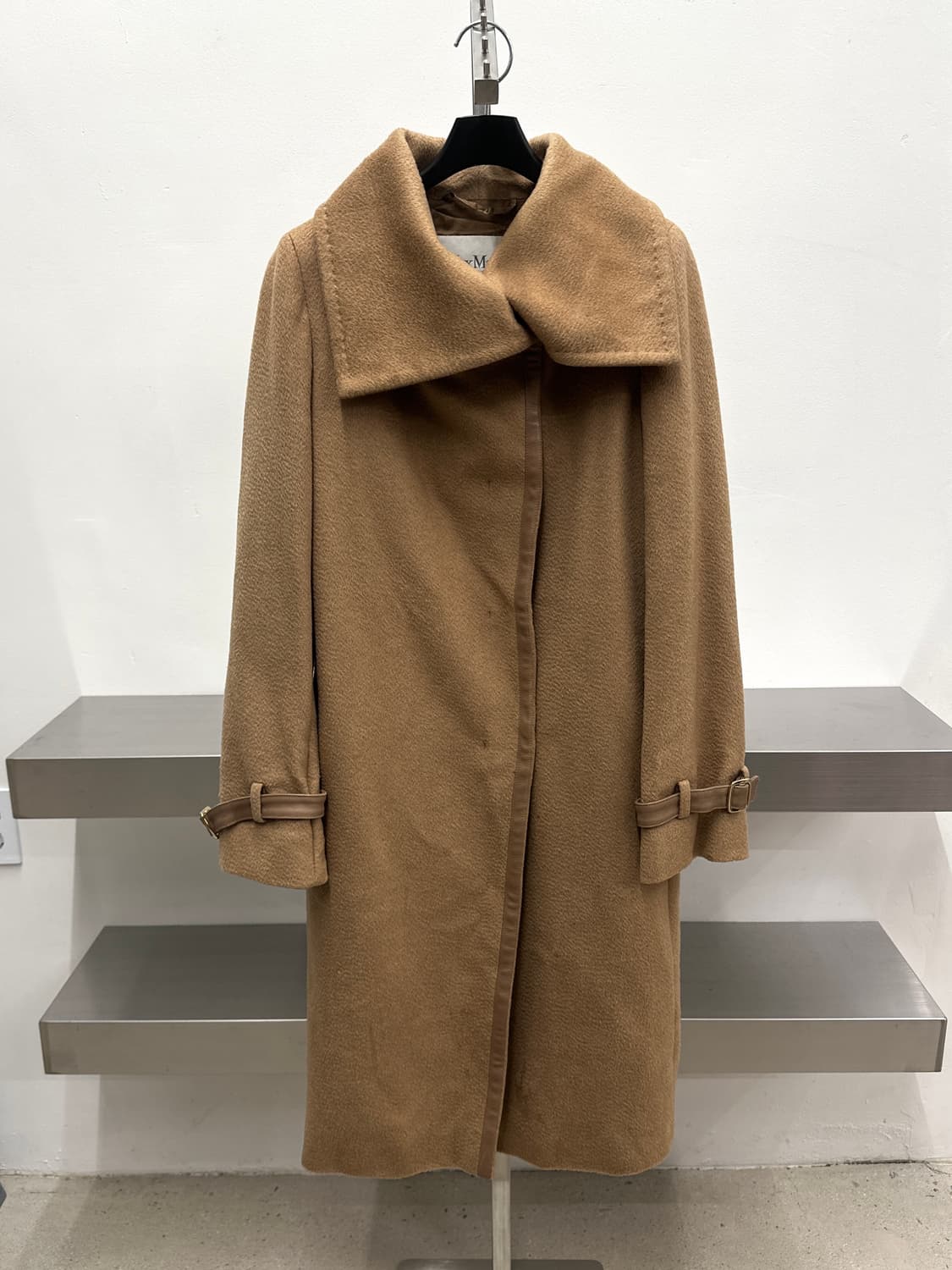 막스마라 카멜 헤어 히든버튼 하이넥 코트  상품이미지4