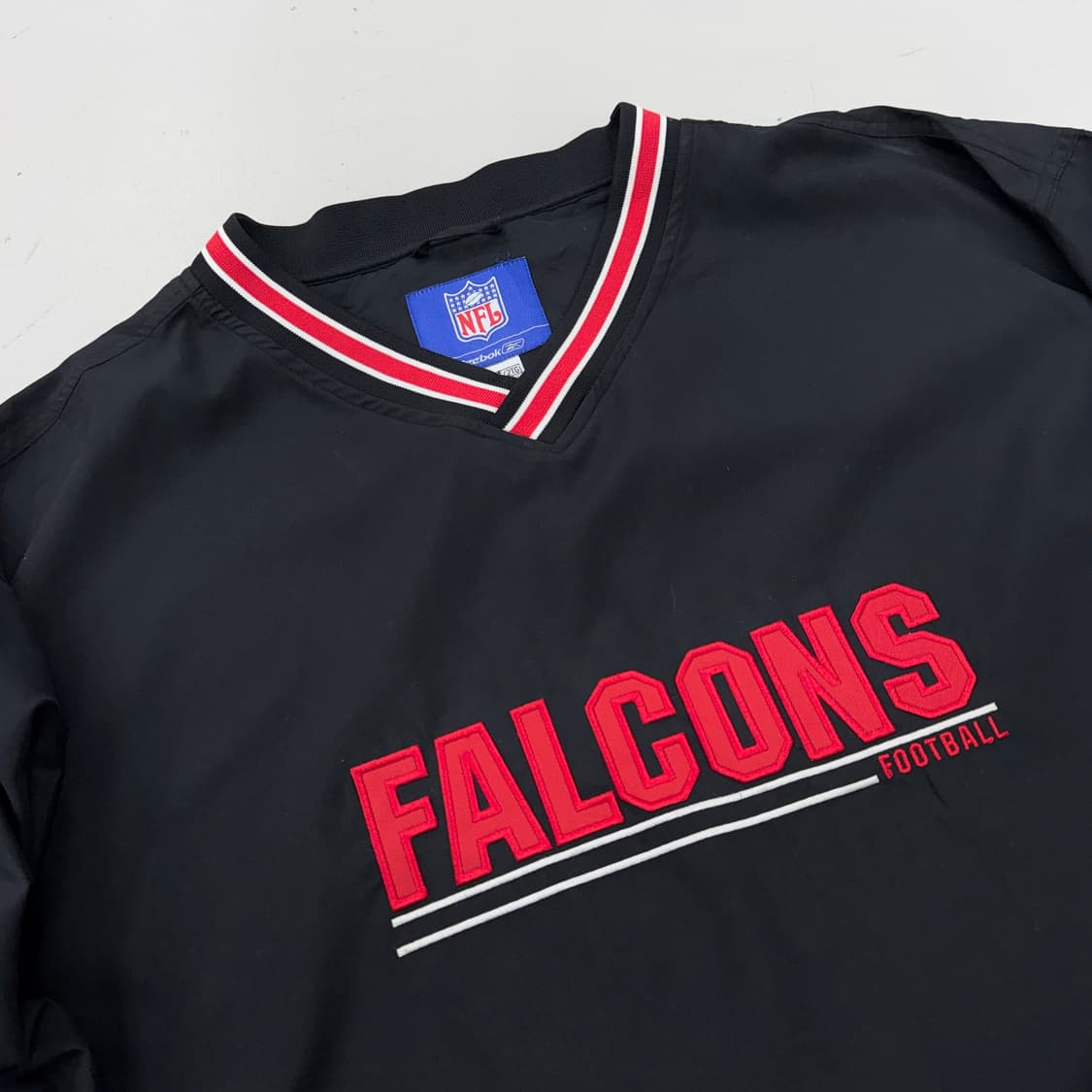 리복 X NFL 90s 팔콘스 블록코어 웜업 바람막이 상품이미지3