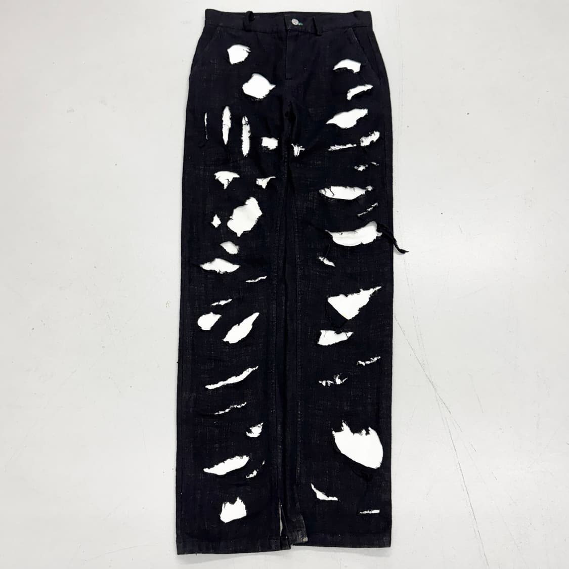 써저리 20FW 디스트로이드 데님팬츠 블랙 상품이미지2