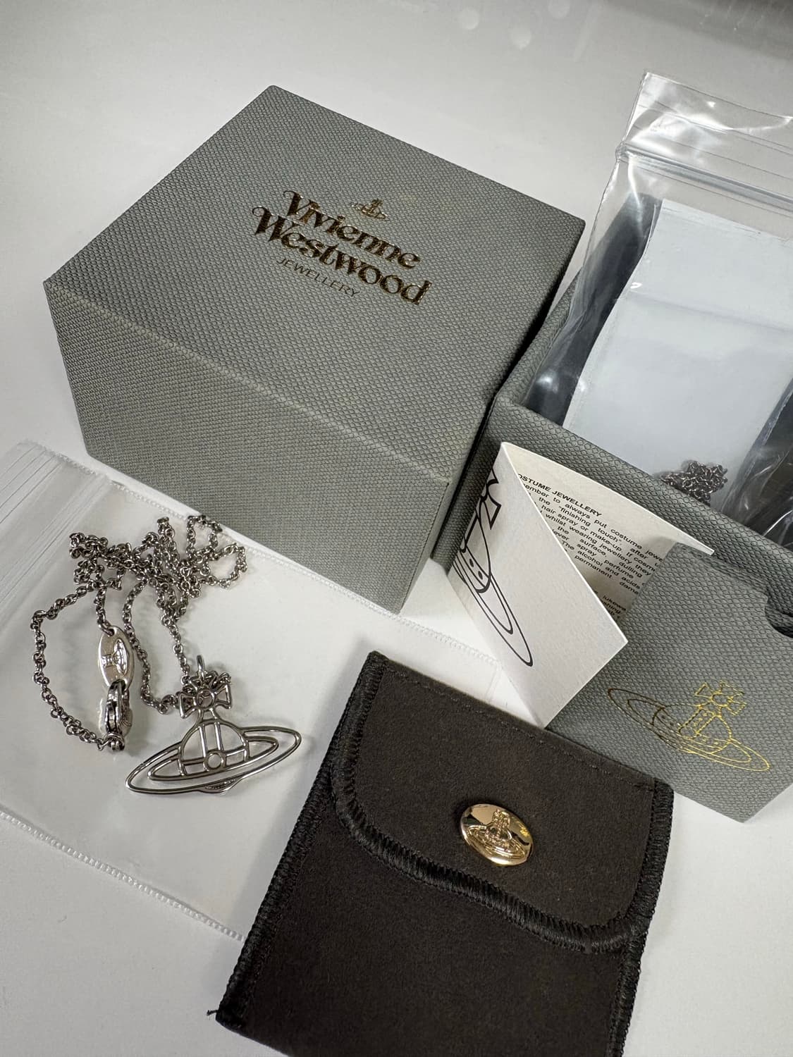 풀박스 비비안웨스트우드 씬 라인 플랫 실버 목걸이 상품이미지1