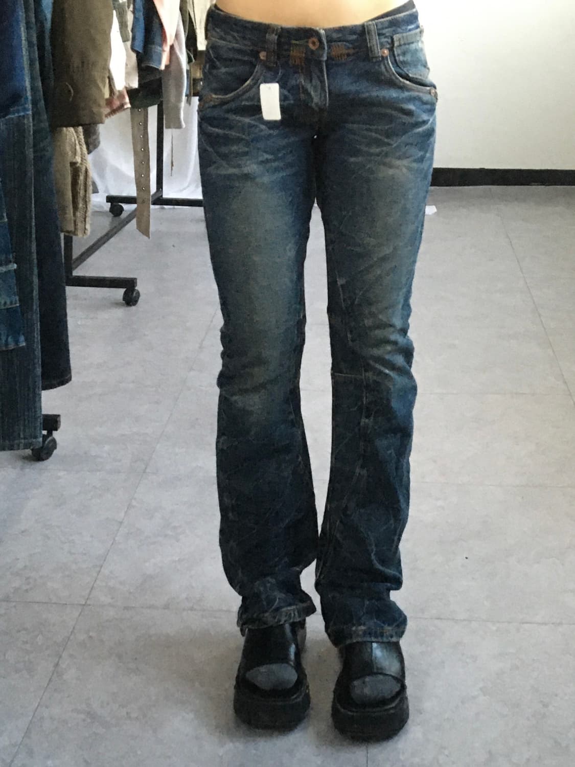 Washing denim pants 상품이미지1