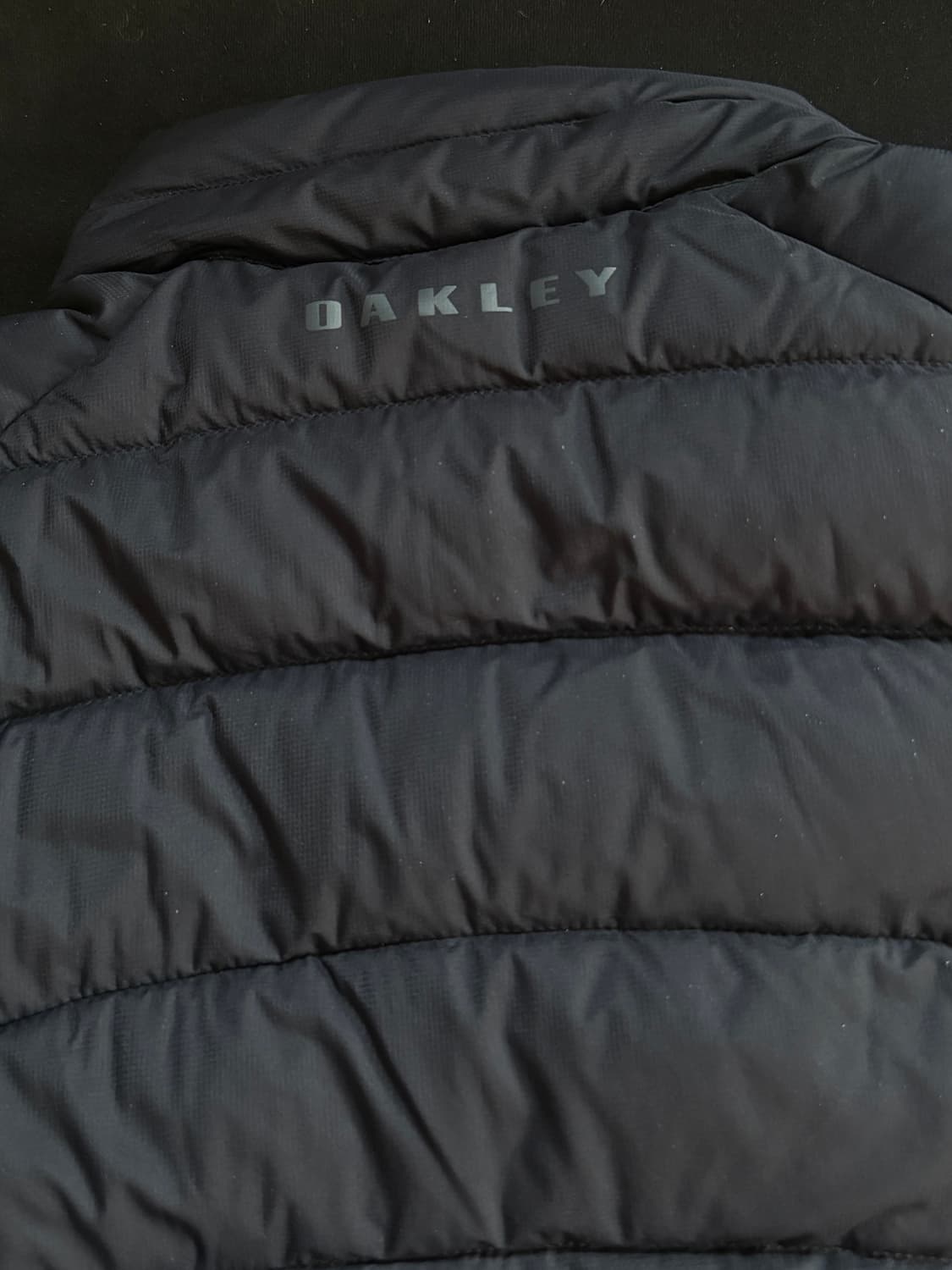 오클리 스노우 바운드 다운 경량 패딩 상품이미지5