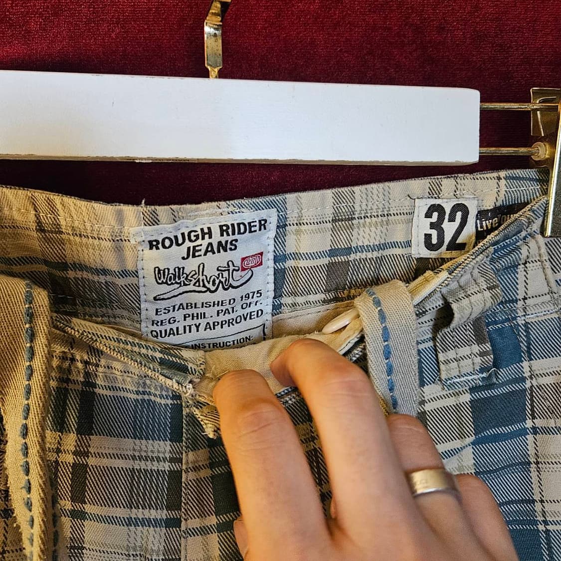 RRJ (ROUGH RIDER JEANS)

체크 반바지 상품이미지6