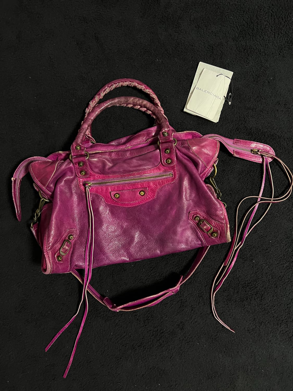 발렌시아가 클래식 모터백 상품이미지2