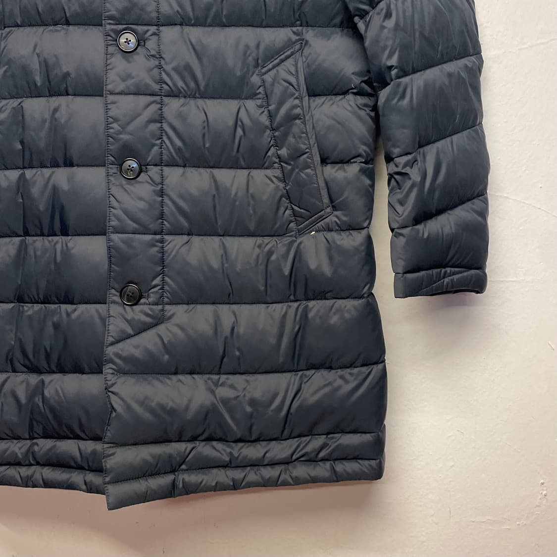 헤지스 블랙 덕 다운 패딩 코트 상품이미지4