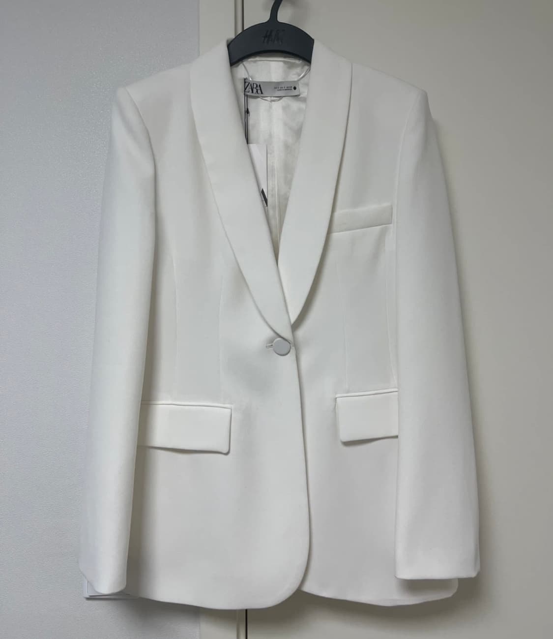 [새제품] ZARA 자라 화이트 턱시도 블레이저 자켓 상품이미지2