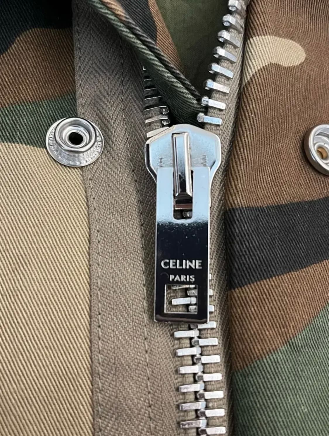 CELINE 23ss HARNESSES CAMOUFLAGE COAT 상품이미지7