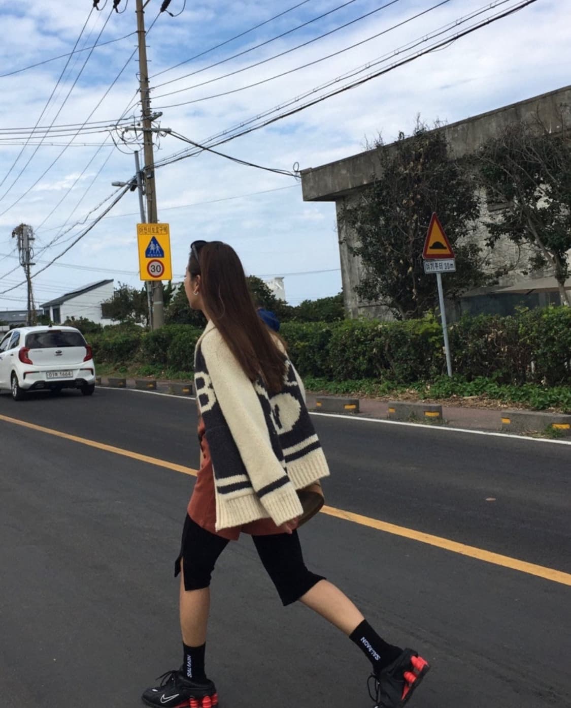 위아 소바 니트 집업 가디건 차콜 상품이미지4