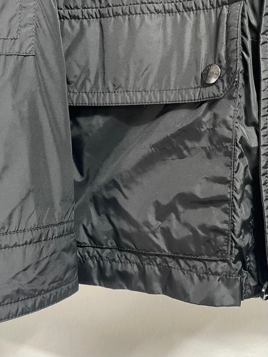 몽클레어 블랙 레즈 레인 바람막이 (on.519) 상품이미지5