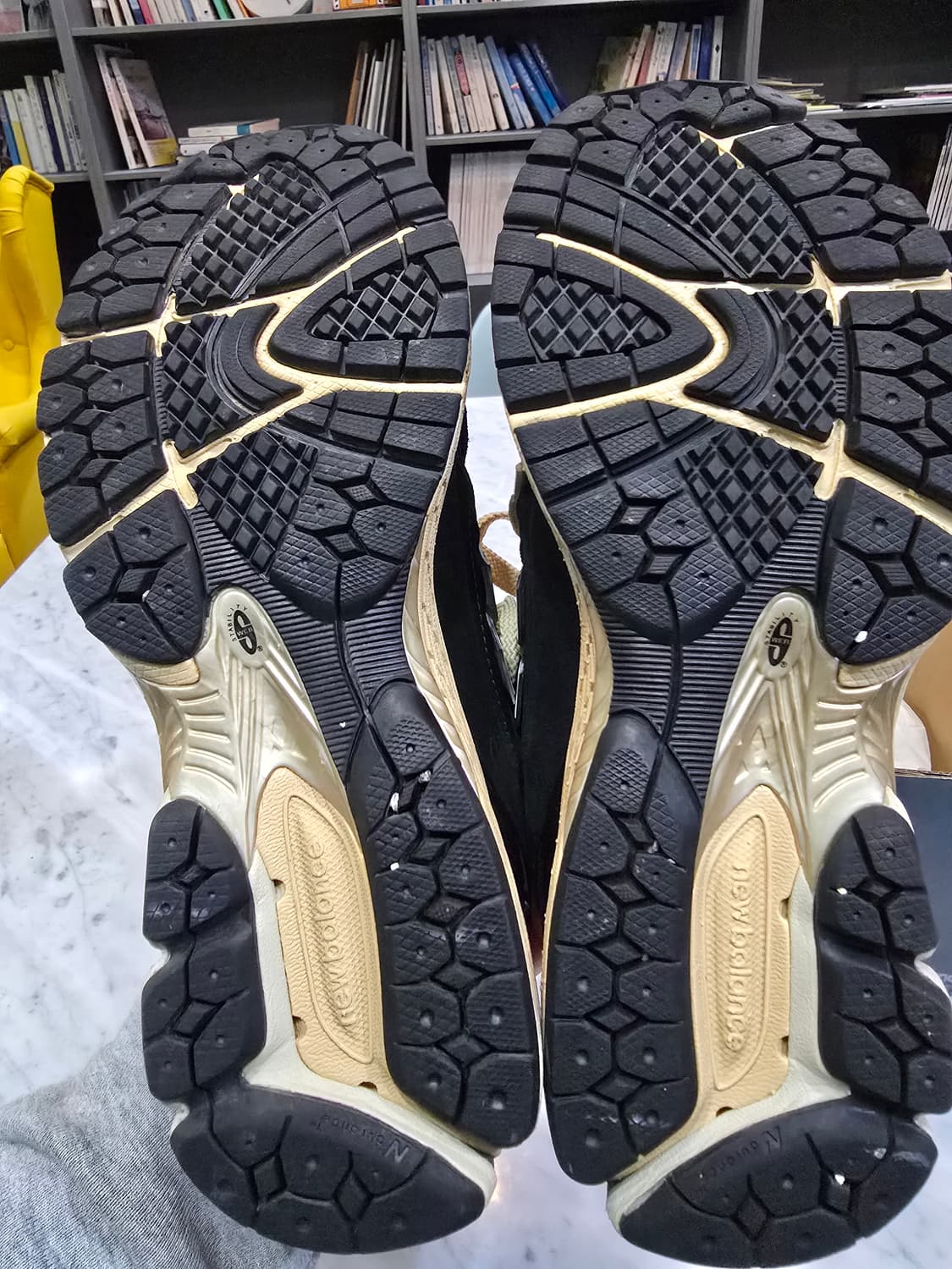 뉴발란스운동화 1906rk 240 판매합니다. 상품이미지6