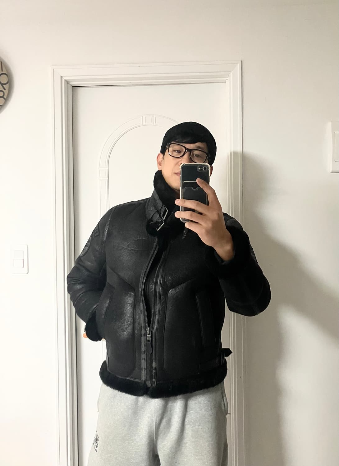 올블랙 무스탕 (버커루) 상품이미지1