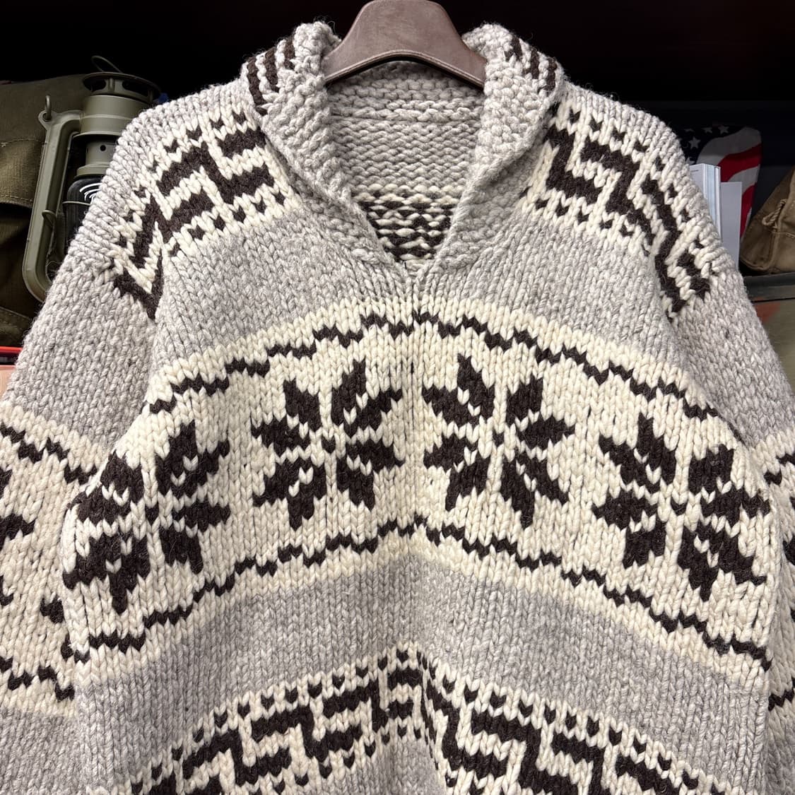 80s 네이티브 눈꽃 패턴 오리지널 헤비 코위찬 스웨터 N95 상품이미지3