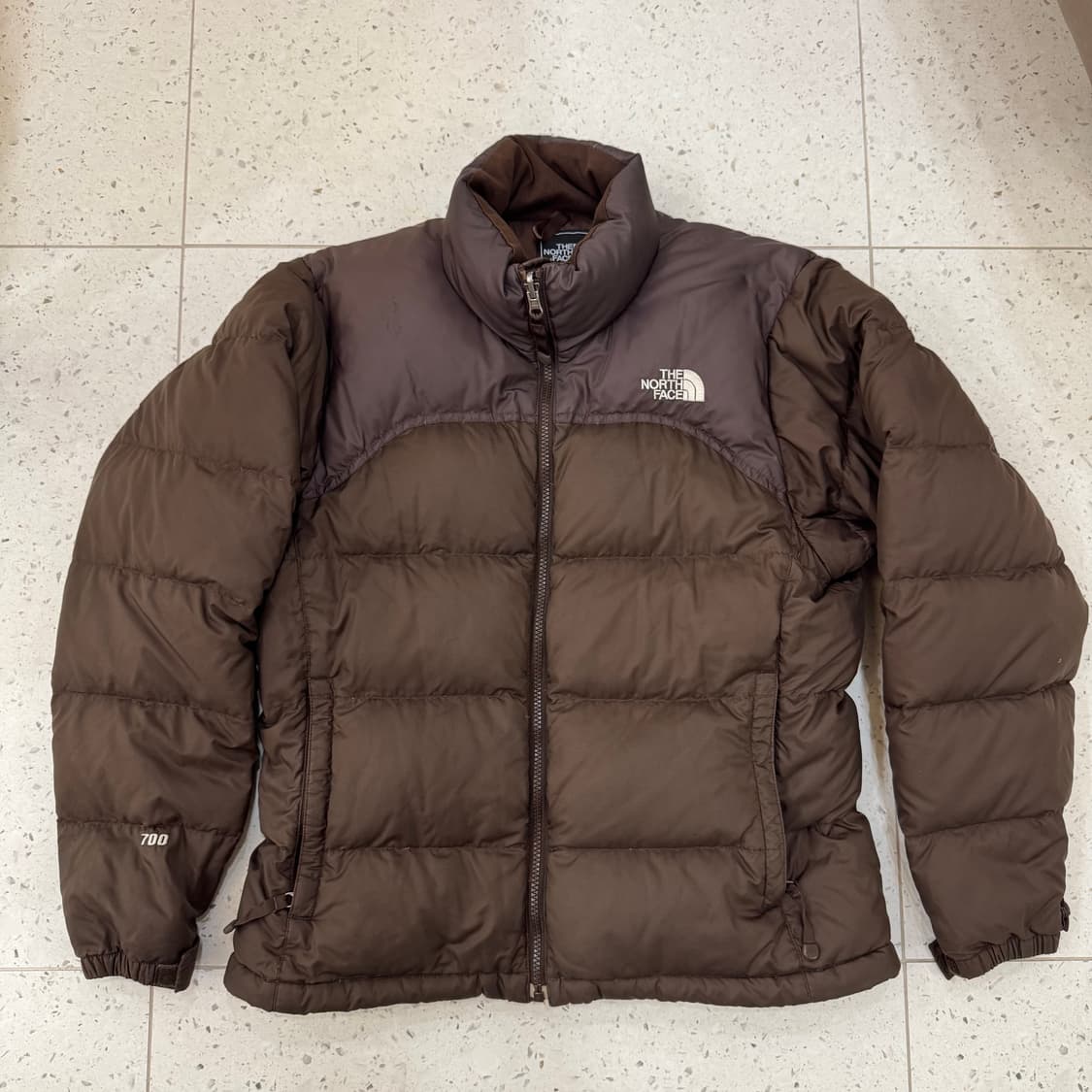 노스페이스 눕시 700 패딩 상품이미지1
